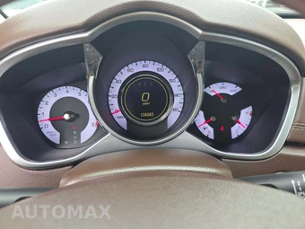2011 Cadillac SRX Luxury Collection 1SB – miniatura 6