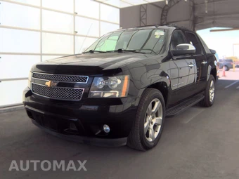 2011 Chevrolet Avalanche LS Crew Cab Short Bed 1LS