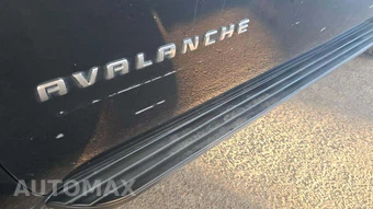 2011 Chevrolet Avalanche LS Crew Cab Short Bed 1LS – miniatura 27