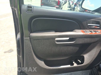 2011 Chevrolet Avalanche LS Crew Cab Short Bed 1LS - miniatura 9