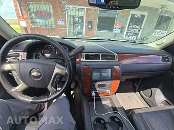 2011 Chevrolet Avalanche LT Crew Cab Short Bed 1LT - miniatura 10