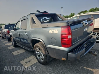 2011 Chevrolet Avalanche LT Crew Cab Short Bed 1LT – miniatura 6