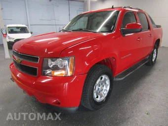 2011 Chevrolet Avalanche LT Crew Cab Short Bed 1LT