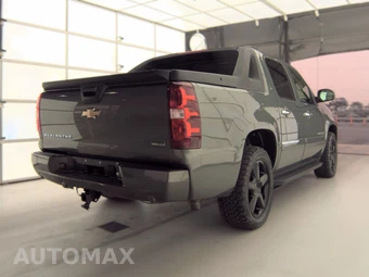2011 Chevrolet Avalanche LTZ Crew Cab Short Bed 1LZ - miniatura 4