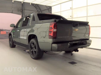 2011 Chevrolet Avalanche LTZ Crew Cab Short Bed 1LZ - miniatura 6