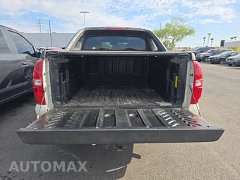 2011 Chevrolet Avalanche LTZ Crew Cab Short Bed 1LZ - miniatura 16