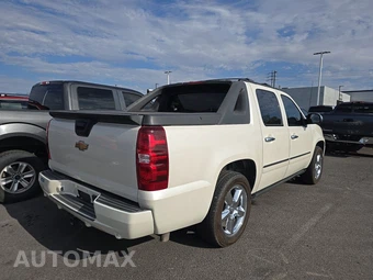 2011 Chevrolet Avalanche LTZ Crew Cab Short Bed 1LZ - miniatura 4
