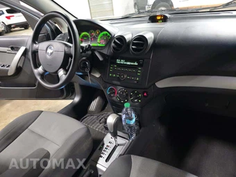 2011 Chevrolet Aveo5 LT Hatchback 1LT - miniatura 19