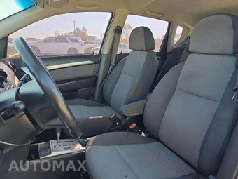 2011 Chevrolet Aveo5 LT Hatchback 1LT – miniatura 7