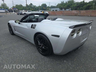 2011 Chevrolet Corvette Convertible 4LT - miniatura 2