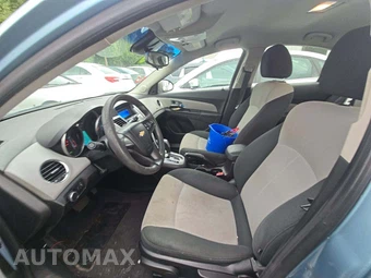 2011 Chevrolet Cruze LS 2LS – miniatura 6
