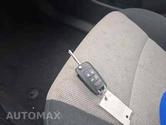 2011 Chevrolet Cruze LS 2LS – miniatura 8