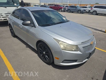 2011 Chevrolet Cruze LS 2LS – miniatura 3