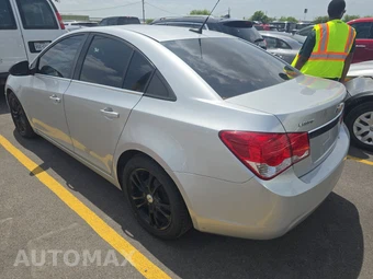2011 Chevrolet Cruze LS 2LS – miniatura 6