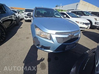 2011 Chevrolet Cruze LS 2LS – miniatura 2