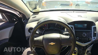 2011 Chevrolet Cruze LS 2LS – miniatura 29