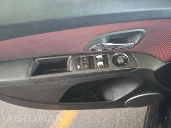 2011 Chevrolet Cruze LT 1LT – miniatura 9