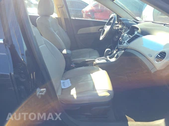 2011 Chevrolet Cruze LTZ 1LZ – miniatura 8