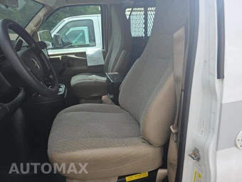 2011 Chevrolet Express 2500 Cargo Van 1WT 135.0" WB - miniatura 12
