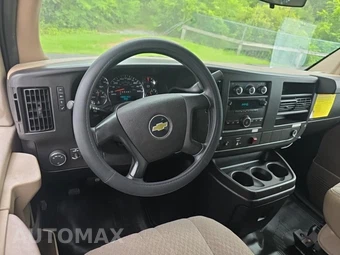 2011 Chevrolet Express 2500 Cargo Van 1WT 135.0" WB - miniatura 13