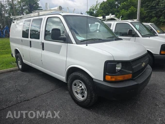 2011 Chevrolet Express 2500 Cargo Van 1WT 135.0" WB - miniatura 3
