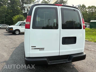 2011 Chevrolet Express 2500 Cargo Van 1WT 135.0" WB - miniatura 33