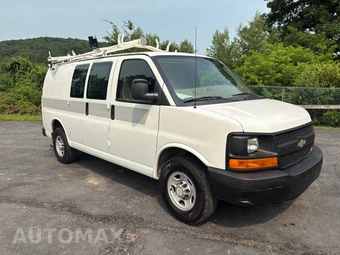 2011 Chevrolet Express 2500 Cargo Van 1WT 135.0" WB - miniatura 36