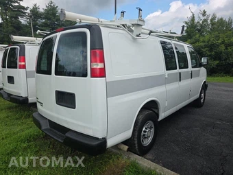 2011 Chevrolet Express 2500 Cargo Van 1WT 135.0" WB - miniatura 4