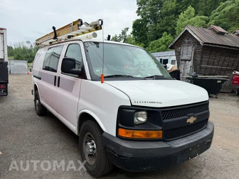 2011 Chevrolet Express 2500 Cargo Van 1WT 135.0" WB - miniatura 6