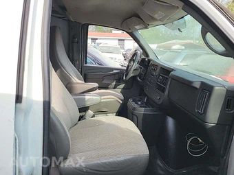 2011 Chevrolet Express 2500 Cargo Van 1WT 135.0" WB – miniatura 17