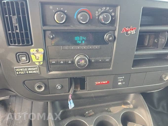 2011 Chevrolet Express 2500 Cargo Van 1WT 135.0" WB - miniatura 11