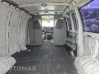 2011 Chevrolet Express 2500 Cargo Van 1WT 135.0" WB - miniatura 15