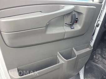 2011 Chevrolet Express 2500 Cargo Van 1WT 135.0" WB - miniatura 9