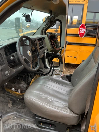2011 Chevrolet Express 3500 Base — samochód z USA z aukcji Manheim, oferta Kup Teraz w AUTOMAX