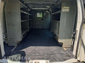 2011 Chevrolet Express 3500 Cargo Van 1WT 155.0" WB – miniatura 13