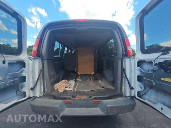 2011 Chevrolet Express 3500 Passenger Van LT 1LT 135.0" WB - miniatura 12
