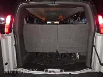 2011 Chevrolet Express 3500 Passenger Van LT 1LT 155.0" WB - miniatura 16