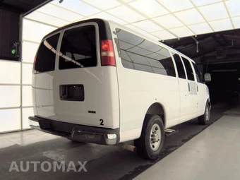 2011 Chevrolet Express 3500 Passenger Van LT 1LT 155.0" WB - miniatura 4