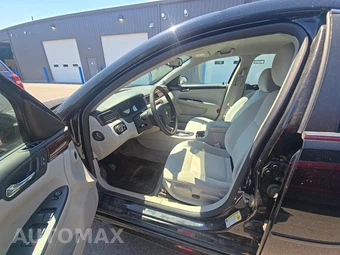 2011 Chevrolet Impala LS 1FL – miniatura 12