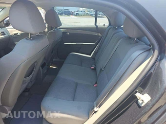 2011 Chevrolet Malibu LS 1LS – miniatura 10