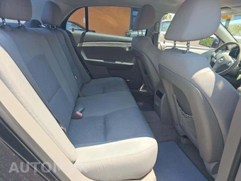 2011 Chevrolet Malibu LS 1LS – miniatura 13