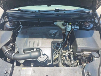 2011 Chevrolet Malibu LS 1LS – miniatura 25