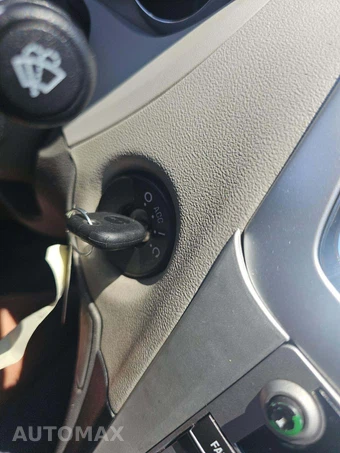 2011 Chevrolet Malibu LS 1LS – miniatura 5