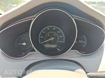 2011 Chevrolet Malibu LS 1LS – miniatura 6
