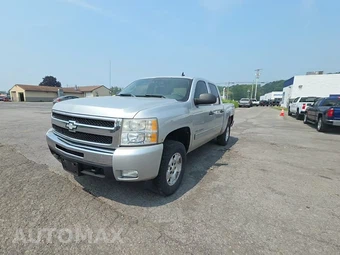 2011 Chevrolet Silverado 1500 LT Crew Cab Short Bed 1LT