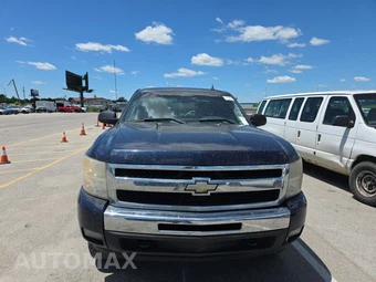 2011 Chevrolet Silverado 1500 LT Extended Cab Medium Bed 1LT w/Rear Doors – miniatura 2
