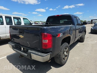 2011 Chevrolet Silverado 1500 LT Extended Cab Medium Bed 1LT w/Rear Doors – miniatura 4