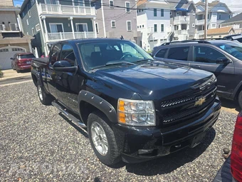 2011 Chevrolet Silverado 1500 LT Extended Cab Medium Bed 1LT w/Rear Doors - miniatura 4