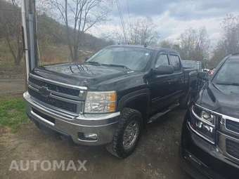 2011 Chevrolet Silverado 2500HD LT Crew Cab Medium Bed 1LT