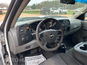 2011 Chevrolet Silverado 2500HD WT Extended Cab Long Bed 1WT w/Rear Doors - miniatura 11